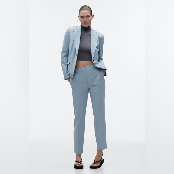 Zara suit. Pants size 6, blazer size 10. - Picture 2 of 2